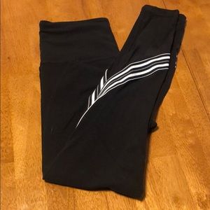 Athleta Salutation 7/8 Leggings